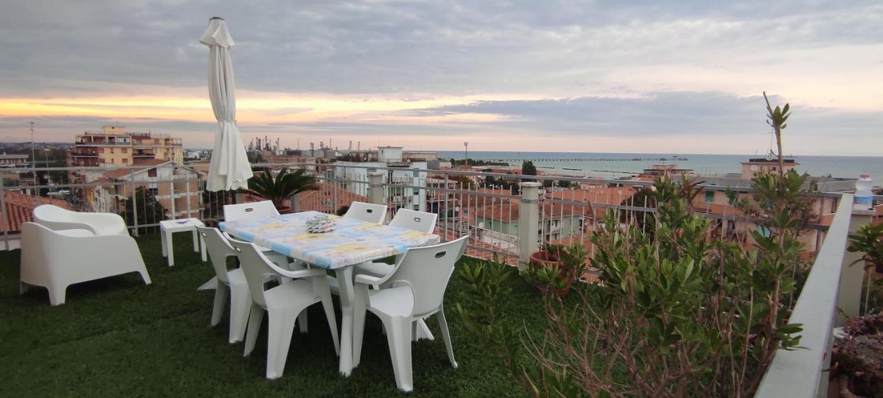 La Terrazza Daire Falconara Marittima Dış mekan fotoğraf